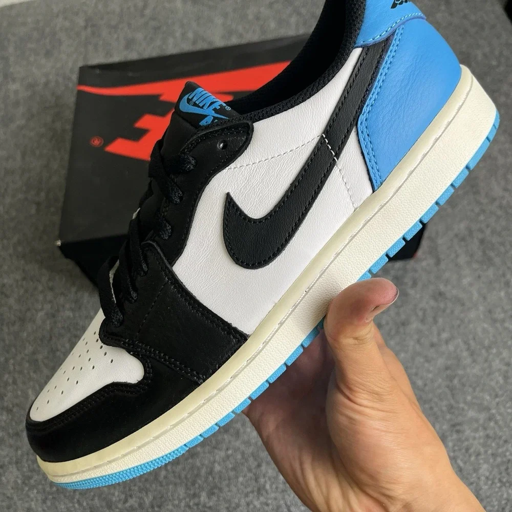 Nike Air Jordan 1 Retro Low OG White Powder Blue Black UNC CZ0790-104 Size 10.5